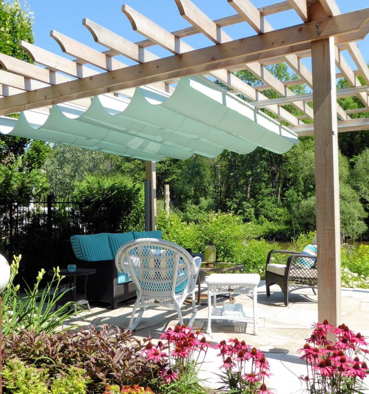 retractable-canopy-wasaga-beach-6-uai-1280x1280